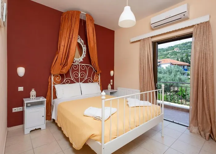 Marina Villa Svoronata
